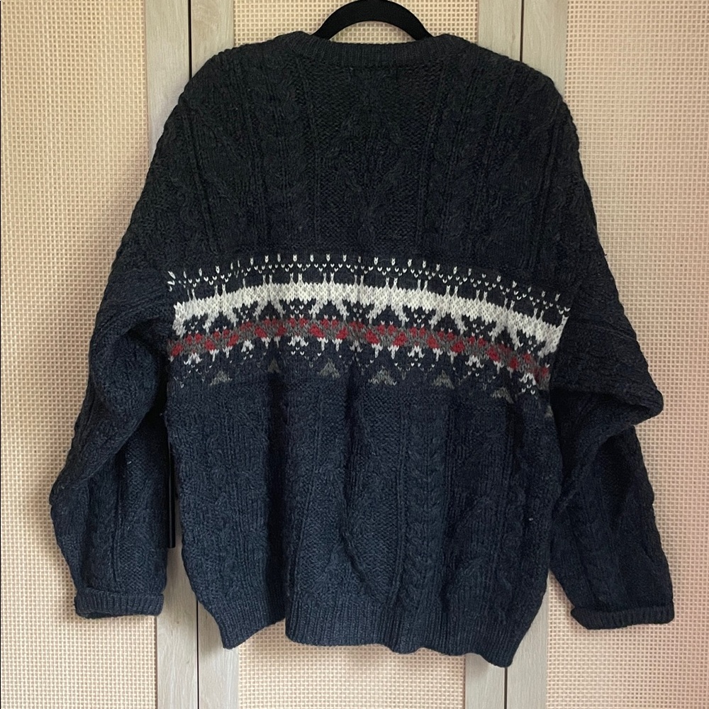 Irish V-Neck Wool Sweater - Picture 3 of 3